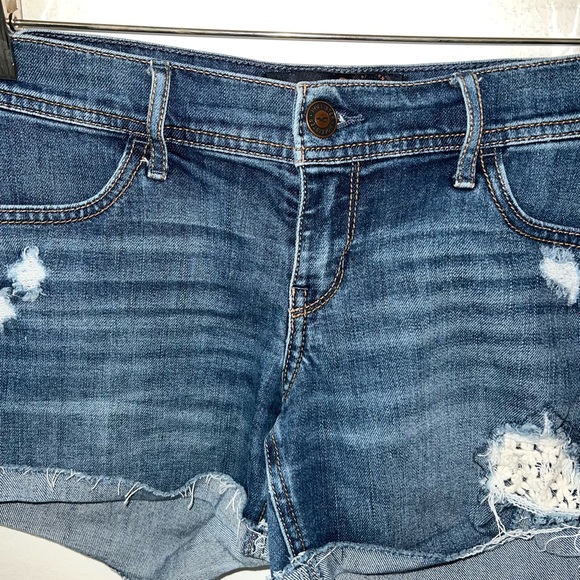 Hollister Blue Denim Midi Shorts D22 - Picture 3 of 5